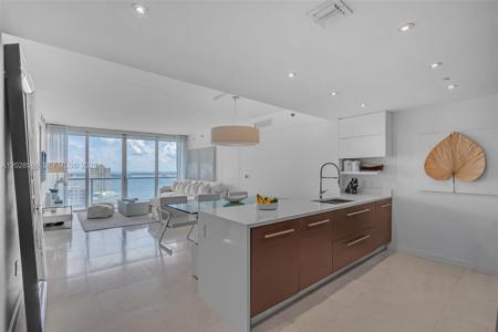 465 Brickell Ave