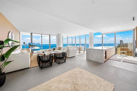 2000 S Ocean Dr