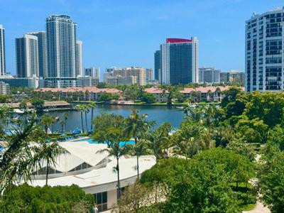600 Three Islands Blvd