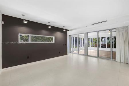 340 Jefferson Ave