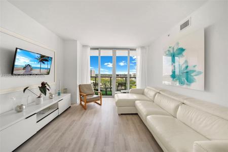 2602 E Hallandale Beach Blvd