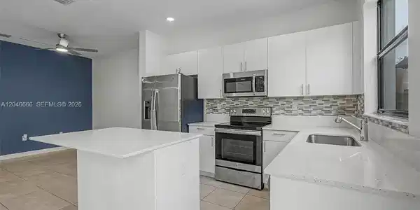13250 SW 285th St