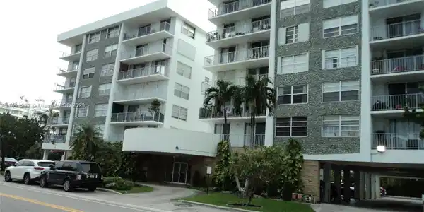 1050 93rd St Unit 6F