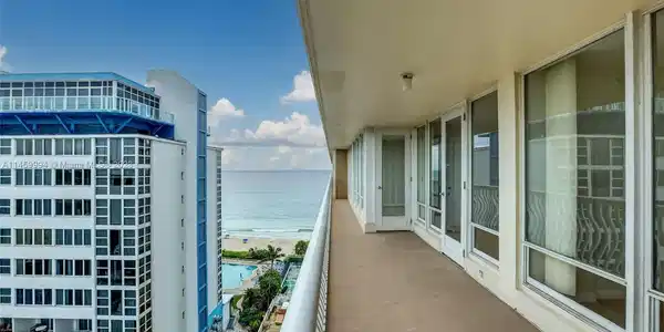 4020 Galt Ocean Dr