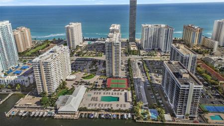 1985 S Ocean Dr