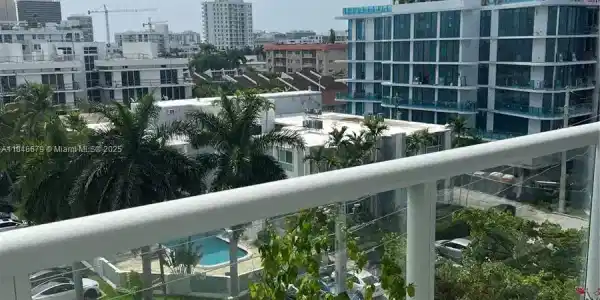 10000 W Bay Harbor Dr