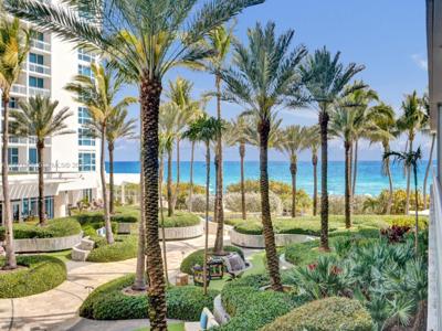 6799 Collins Ave