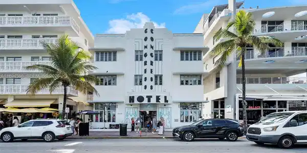 1036 Ocean Dr