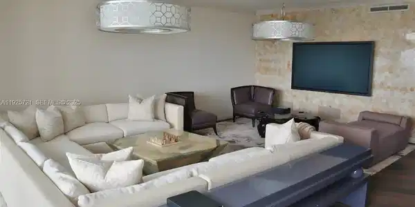 Image 2: Living Room
