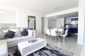 3101 Bayshore Dr