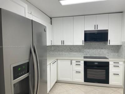 600 Parkview Dr