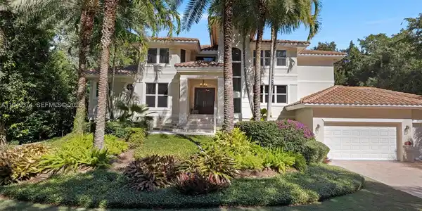 205 South Harbor