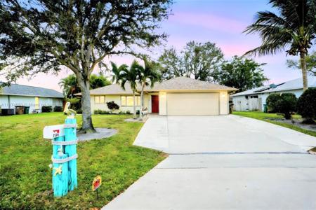 2304 SE 8TH TER