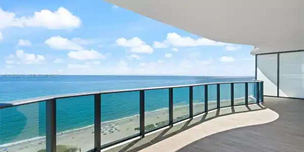 900 N Ocean Blvd