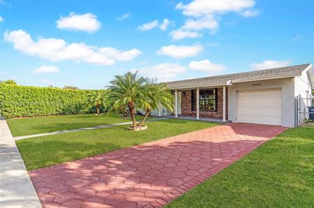9720 SW 185th Ter