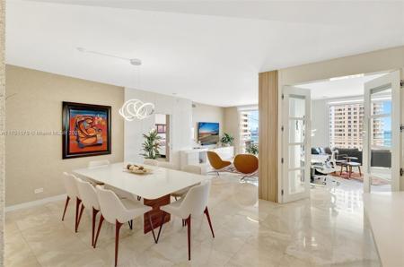 888 Brickell Key Dr