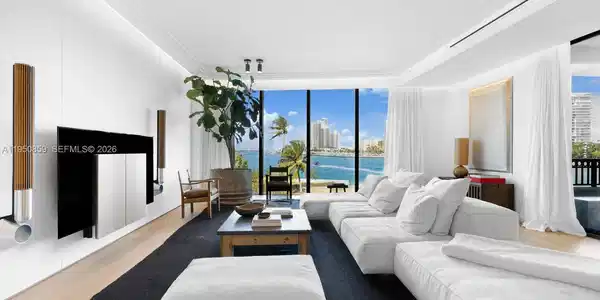 6800 Fisher Island Dr