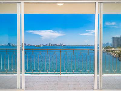 11111 Biscayne Blvd
