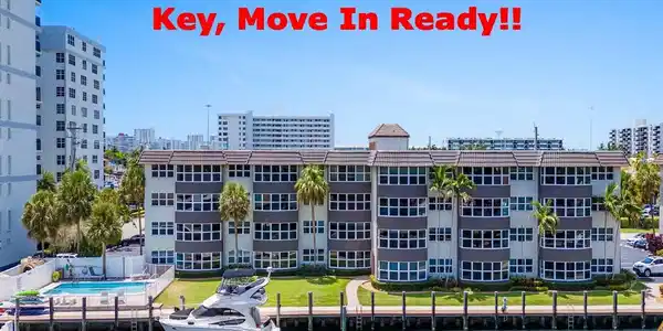 3111 NE 51st