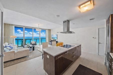 6899 Collins Ave