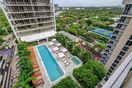 2655 S Bayshore Dr