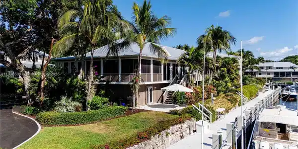22 south island dr
