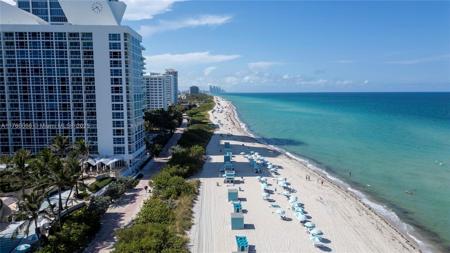 6767 Collins Ave