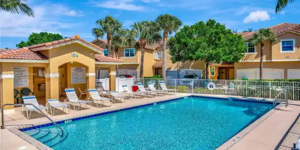 154 Village Blvd