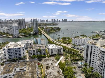 1673 Bay Rd