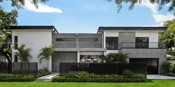 7740 SW 52nd Ave