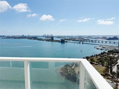 2020 N Bayshore Dr