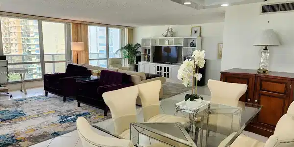 2751 S Ocean Dr