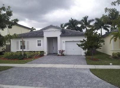 140 NE 28th