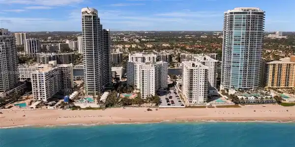 3001 S Ocean Dr