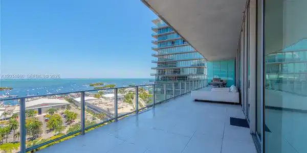 2669 S Bayshore Dr