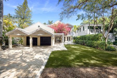 1767 Micanopy Ave