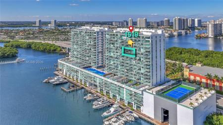 400 Sunny Isles Blvd