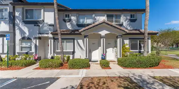 2245 SE 25th Ave