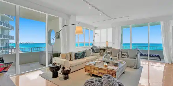 10205 Collins Ave