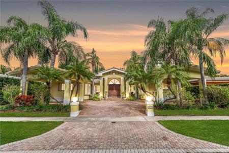 2075 Arch Creek Dr