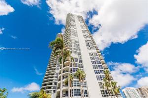 3500 Mystic Pointe Dr Unit 1702
