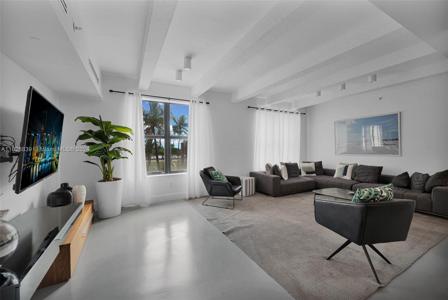 1330 Ocean Dr