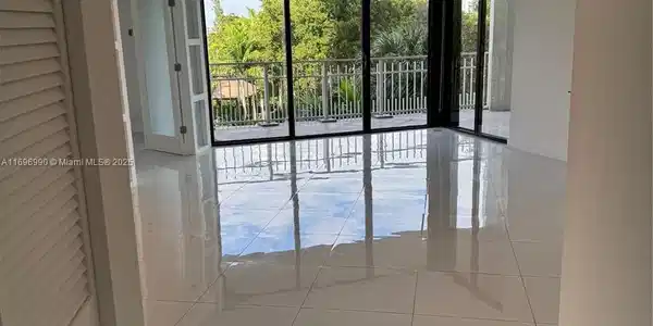 4000 Towerside Ter