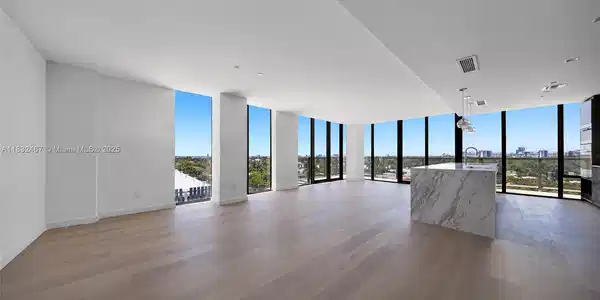 340 W 42 St