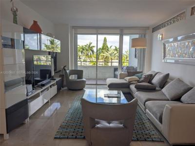 5161 Collins Ave