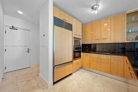 6799 Collins Ave