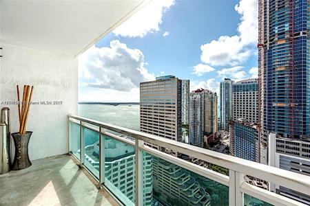 950 Brickell Bay Dr