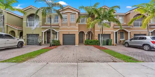 1440 SE 25th Ave