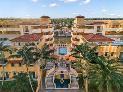 8888 Collins Ave