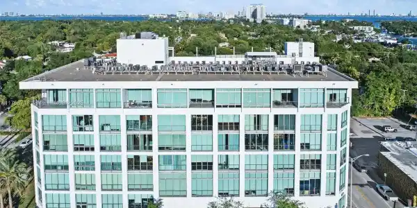 8101 Biscayne Blvd